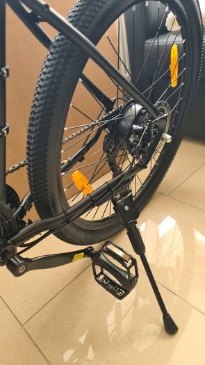 BRAND NEW! City E-BIKE with Nice Extras. 0Kms Electric