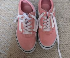 Pink Vans girls