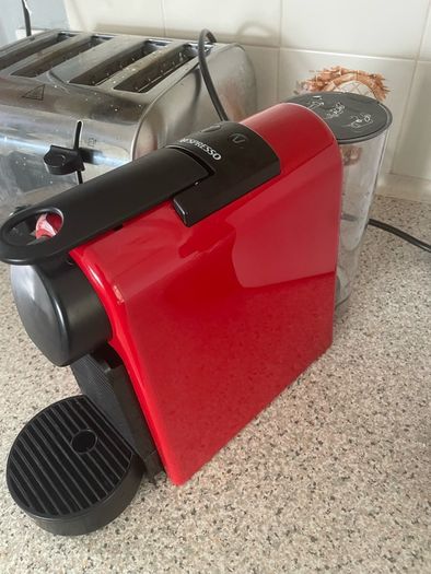 Compact Espresso Maker in Excellent Condition