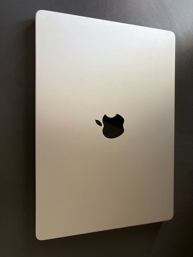 MacBook Pro 14 inch M1 16GB RAM 512GB SSD Silver