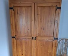 wardrobe