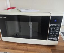 Sharp R270 Microwave