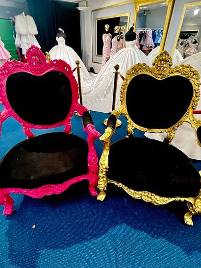 MUST GO! Vintage Style Throne, Chairs (big&small), Mirrors & Flower Arch - QUICK SALE!