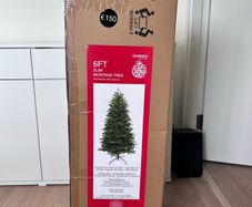 6Ft Christmas tree