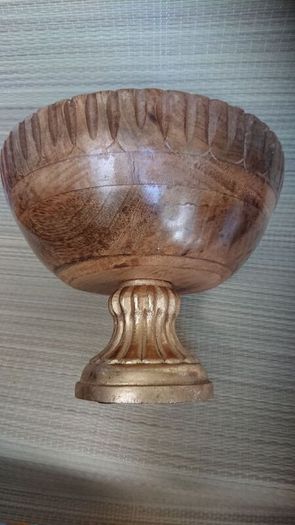 Wood dish