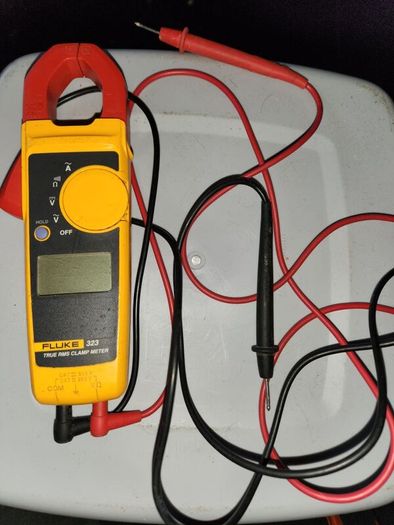 Fluke 323 Multimeter True RMS Clamp Meter - 100% Genuine Item