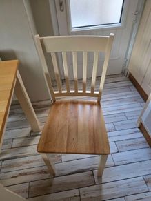 table and chairs