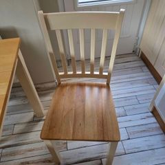 table and chairs