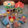 Fisher price Two foldable houses Image 2