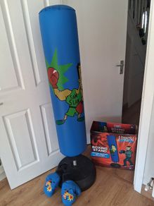 Boxing stand