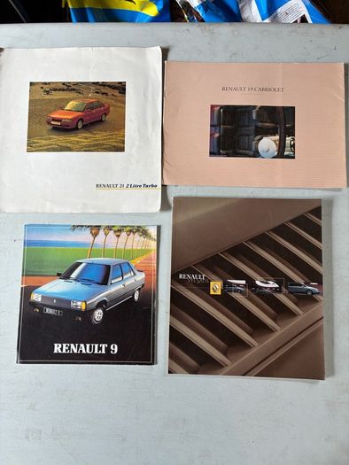 Renault Handbooks, Manuals & Brochures .