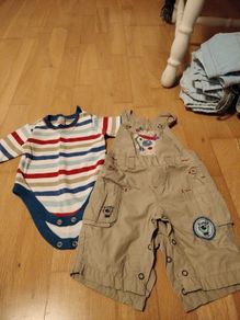 Baby clothes
