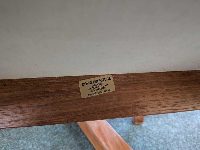Dining Table and 5 Chairs