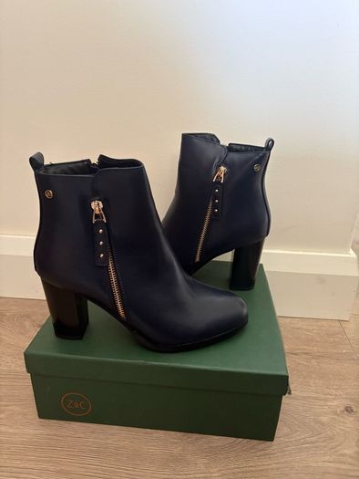 Woman's boots