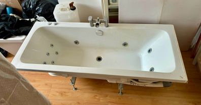 hydromassage bathtub - Newcastle d22