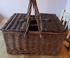 Picnic basket