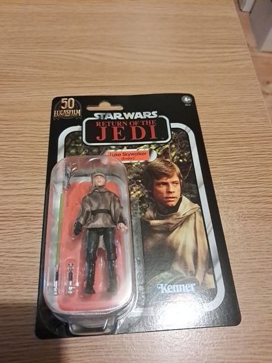 Star Wars Vintage Collection: Luke Skywalker (Endor) 3.75''