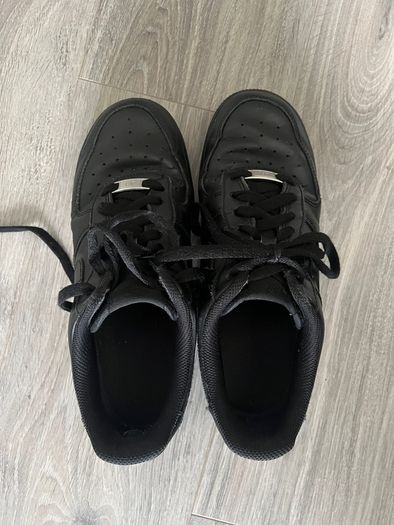 Nike Air Force size 6