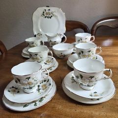 Pretty Arklow Pottery Vintage Tea Set 6 Settings