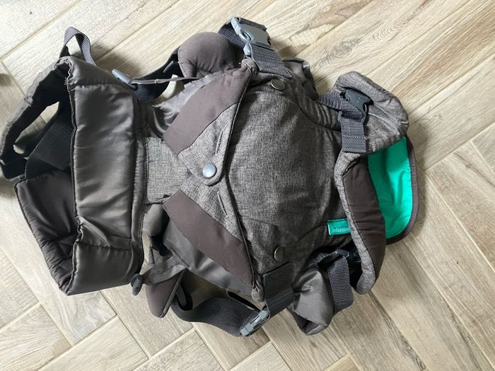 Infantino flip 4 in 1 convertible carrier
