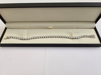Brand New 925 Hallmarked Silver Tennis Bracelet
