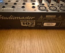 Studiomaster Club 2000 102 Hiz Plus sound mixer