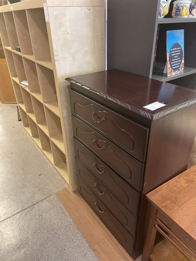 vintage chest of drawers