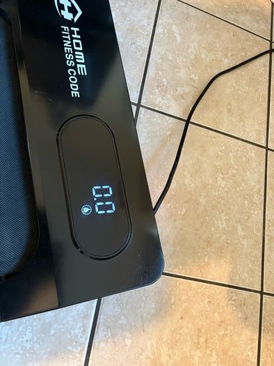Walk Pad / Treadmill With Remote Control, As New Condition!!