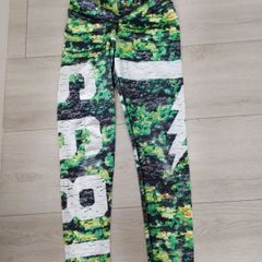 womans Reebok leggings