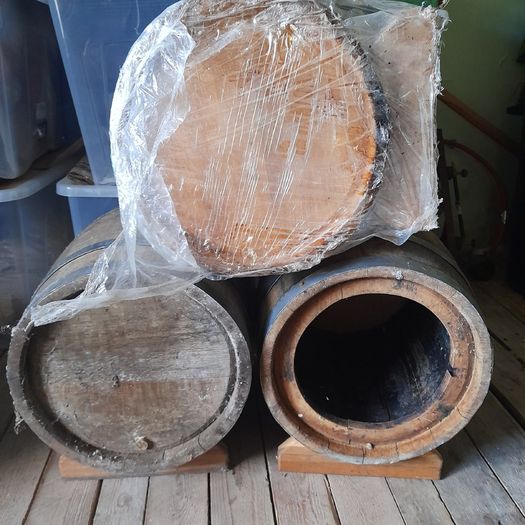 oak barrels