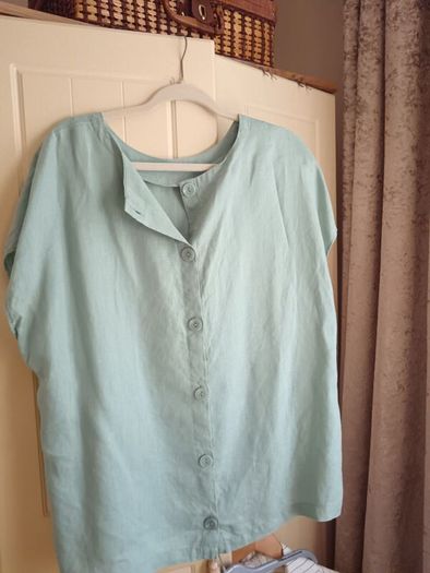 Paul Costello Linen Top....
