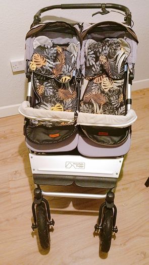 Mountain Buggy Duet double buggy