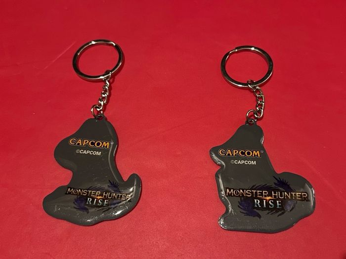 Monster Hunter Rise Palico & Palamute official keychains