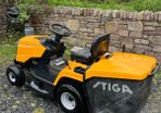Ride on lawnmower