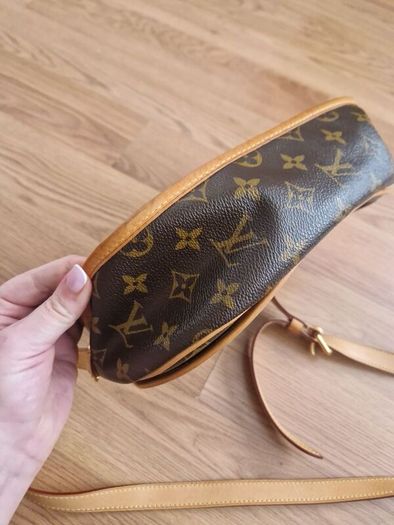 louis vuitton bag