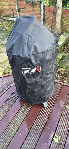 Weber Smokey Mountain Cooker 47cm smoker + cover + Weber Bluetooth thermometer
