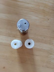 Bambaw refill floss and container