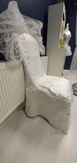 occassional chairs