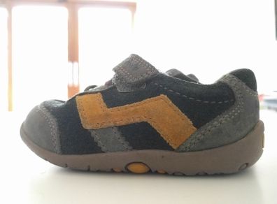 Clarks leather shoes