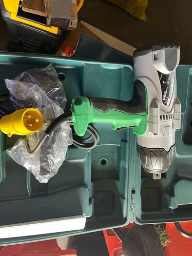Hitachi Impact Wrench WR22SA