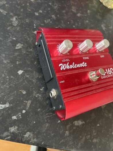 Whole note distortion ds160