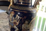 vintage fakiolas  vase