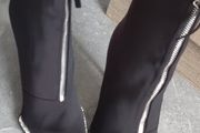 beautiful rhinestones zip front black boots size 41 Sergio todzi