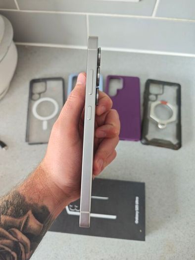 Samsung S25 Ultra + Cases