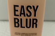 Huda easy blue foundation