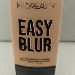 Huda easy blue foundation