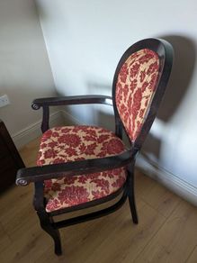 accent chair
