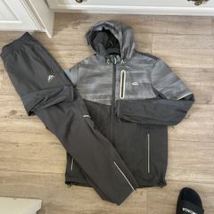 Trailberg Tracksuit