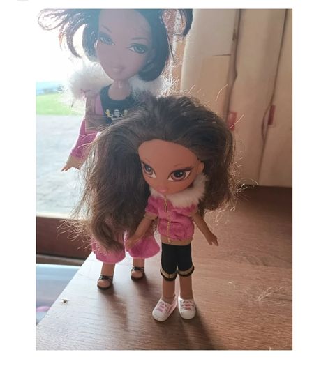 Bratz Yasmin and Mum Portia - 2001 dolls