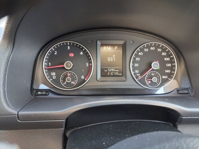 Volkswagen Caddy 2015